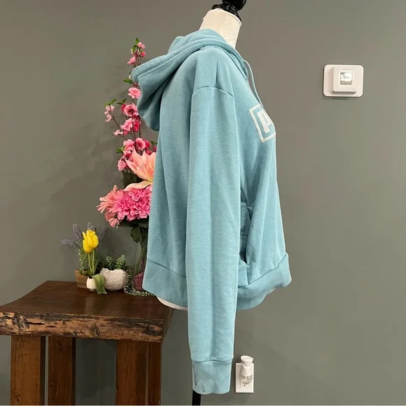 Puma Sweater - Picture 3 of 11